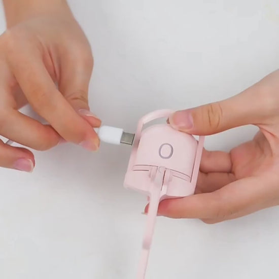 Product video of the Heated Eyelash Curler showing its dual temperature settings and how it curls lashes safely and effectively